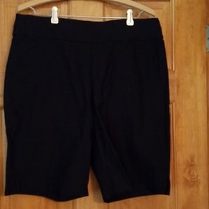 Apt. 9 Black stretch Bermuda shorts